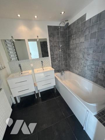 A Vendre SECLIN maison de lotissment 3 chres jardin - garage