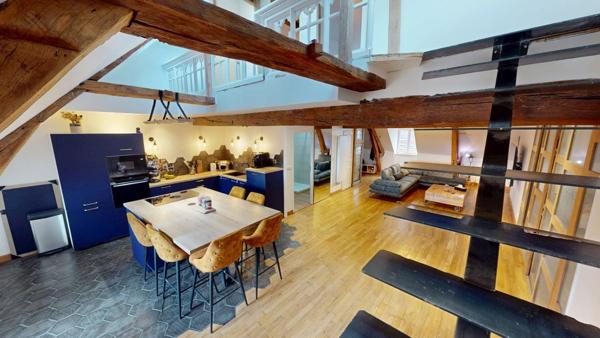 Appartement duplex  95 m2 / centre historique