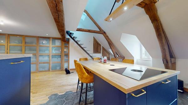 Appartement duplex  95 m2 / centre historique