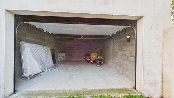 Grand Appartement de type Loft Industriel, en duplex, sur le quartier de La Pallice.