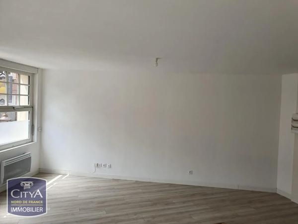 Appartement à louer 2 pièces 50m² Valenciennes (59300)