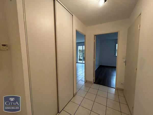 Appartement à louer 2 pièces 48.28m²