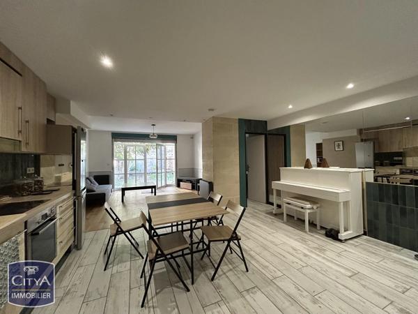 Appartement à vendre 3 pièces 77m² Bordeaux (33000)