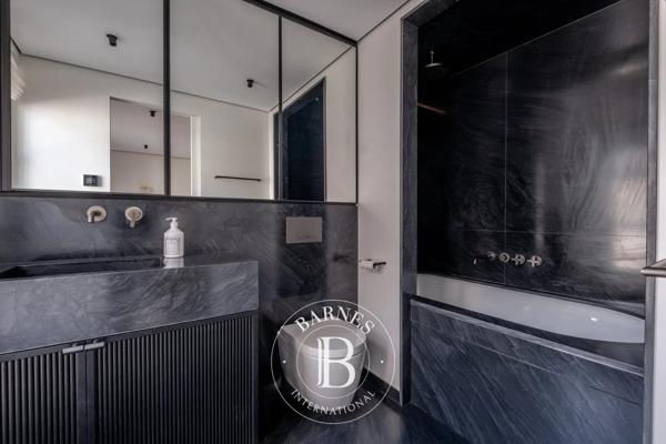 Paris 7ème, Appartement 2 Chambres -  100 m² à vendre