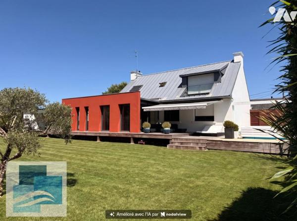 Séné - Maison rénovée, piscine, 3 ch + bureau, grand terrain triple garage et carport
