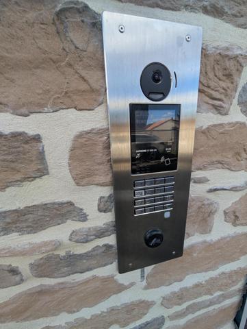 beau et grand appartement très lumineux dans résidence de standing