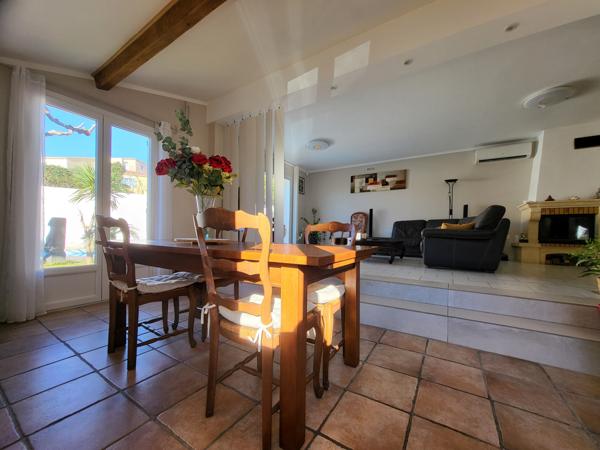 Port-de-Bouc (13110) VILLA PLAIN PIED 5 PIECES 93M2 AVEC PISCINE