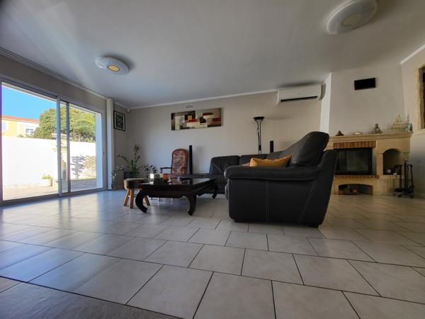 Port-de-Bouc (13110) VILLA PLAIN PIED 5 PIECES 93M2 AVEC PISCINE