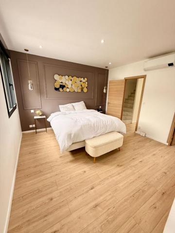 Maison Contemporaine Fontenay 5p récente à 15 min du RER