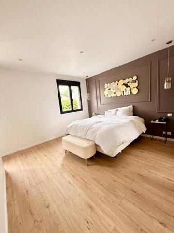 Maison Contemporaine Fontenay 5p récente à 15 min du RER