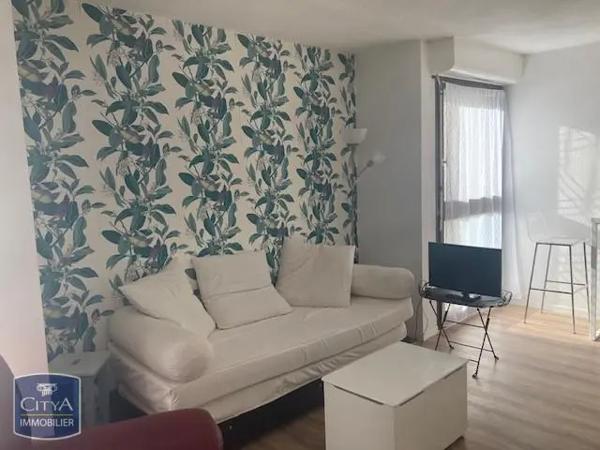 Appartement à louer 1 pièce 28.5m² Villeneuve-sur-Lot (47300)