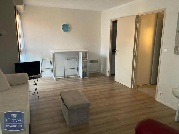 Appartement à louer 1 pièce 28.5m² Villeneuve-sur-Lot (47300)