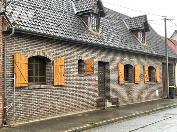 VENTE MAISON VIGNACOURT CENTRE (Bourg toute commodité à proximité d'AMIENS ZI)