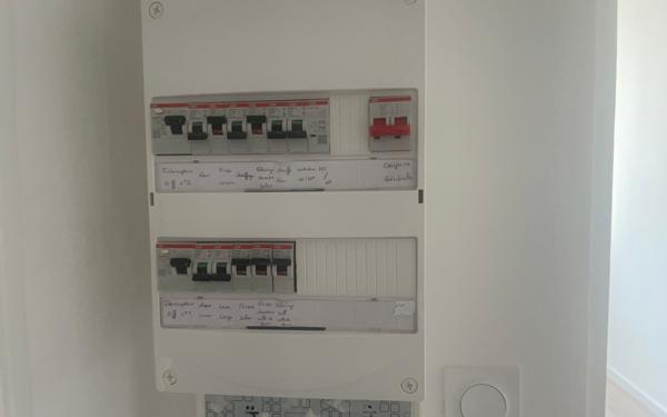 Appartement à vendre    2 pièces • 29,70 m2 La Seyne-sur-Mer