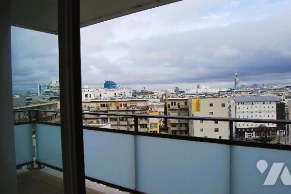 ISSY- LES- MOULINEAUX : 2 pièces, 10ème étage - TOUR ATYPIK ECOQUARTIER - domotique
DPE : B