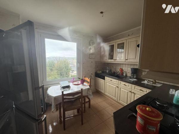 APPARTEMENT AVEC GARAGE ET ASCENCEUR 