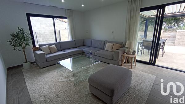 Maison à vendre 4 pièces 104 m² Rochemaure