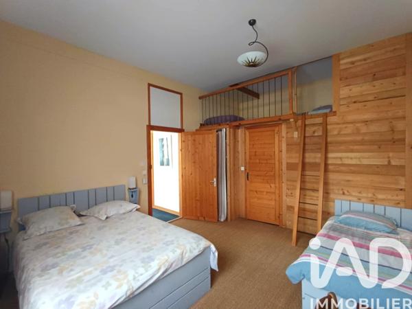 Maison à vendre 14 pièces 448 m² Saint-Rémy-de-Maurienne