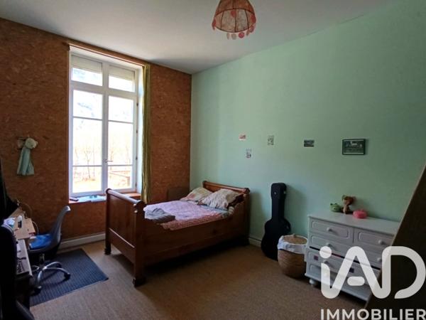 Maison à vendre 14 pièces 448 m² Saint-Rémy-de-Maurienne