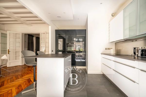 Paris 16ème, Appartement 3 Chambres -  145 m² à vendre