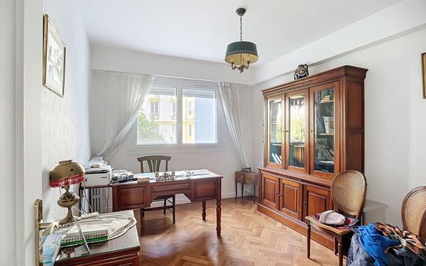 Appartement à vendre    3 pièces • 76,30 m2 Nice