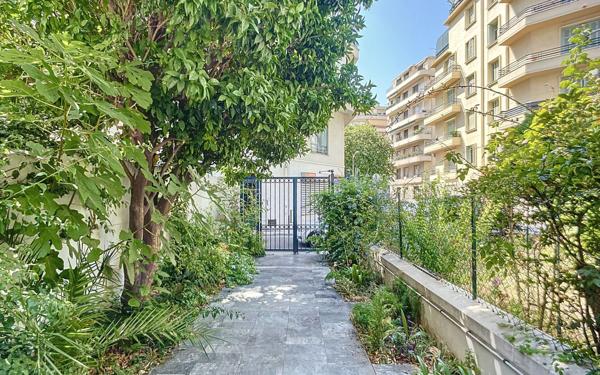 Appartement à vendre    3 pièces • 76,30 m2 Nice