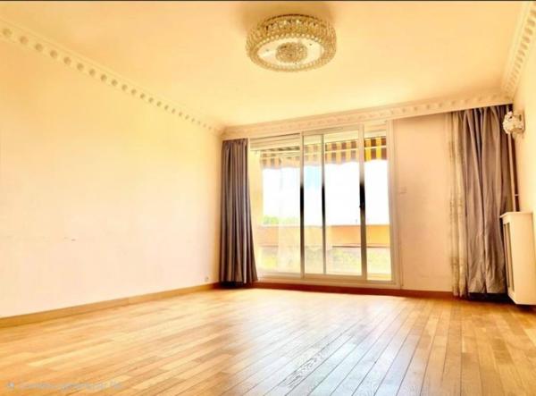 appartement 83m2 4 pieces 3 chambres avec balcon