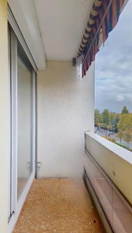 appartement 83m2 4 pieces 3 chambres avec balcon