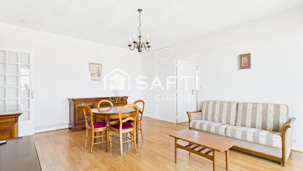 T2 avec balcon dans quartier recherché