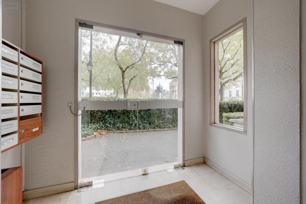 Appartement à vendre à Saint-Maur-des-Fossés dans le Val-de-Marne (94100), ref : 5 PIECES LA VARENNE SAINT HILAIRE   
LA VARENNE RUE DU BAC