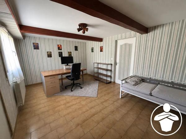 Vente                                                      Maison
                        
                     7 pièces                      138 m2                     à Villeneuve-sur-Lot