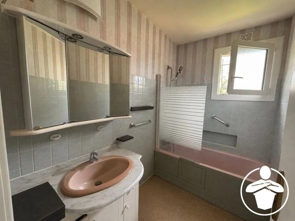 Vente                                                      Maison
                        
                     7 pièces                      138 m2                     à Villeneuve-sur-Lot