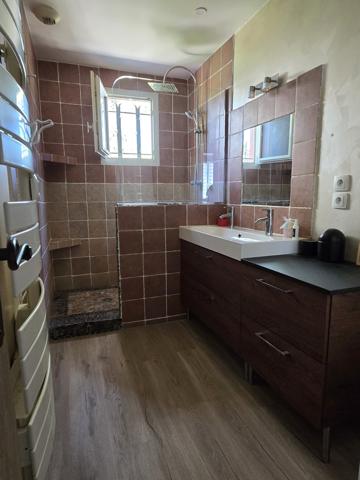 Plain-pied, 3 chambres, piscine, jacuzzi