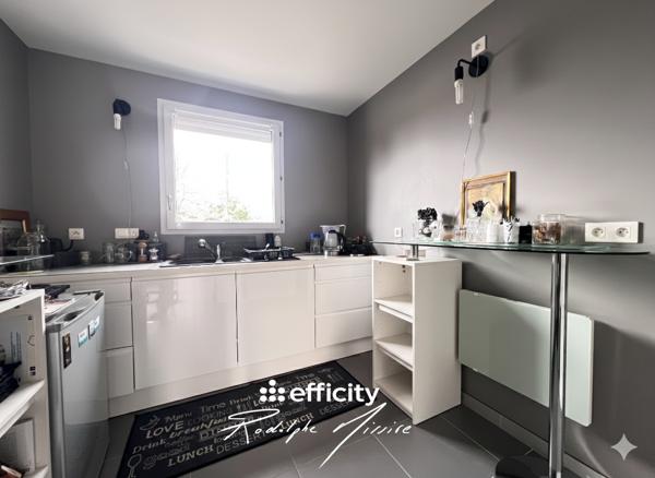Maison
         4 pièces
        - 73 m² 195 000 € *