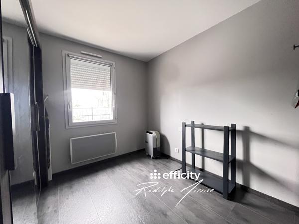 Maison
         4 pièces
        - 73 m² 195 000 € *