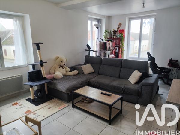 Immeuble à vendre 121 m² Boynes