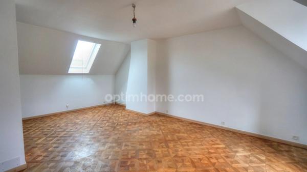 Maison individuelle / Verneuil / 4 chambres / sous sol / jardin