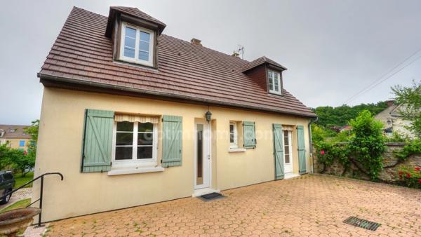Maison individuelle / Verneuil / 4 chambres / sous sol / jardin