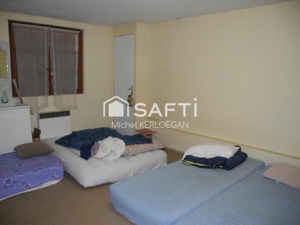 A MOINS D'UN KILOMÈTRE DE LA PLAGE