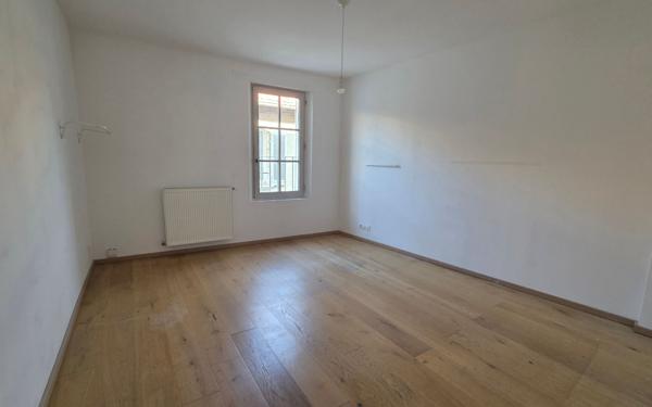 Maison à vendre    5 pièces • 95 m2 Avignon