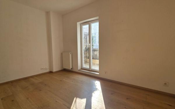 Maison à vendre    5 pièces • 95 m2 Avignon