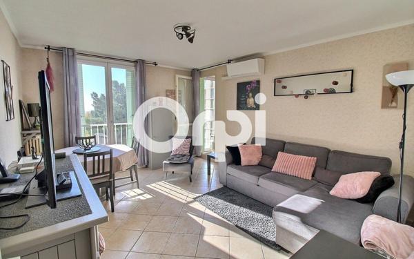 Appartement à vendre    4 pièces • 84,43 m2 Marseille 15