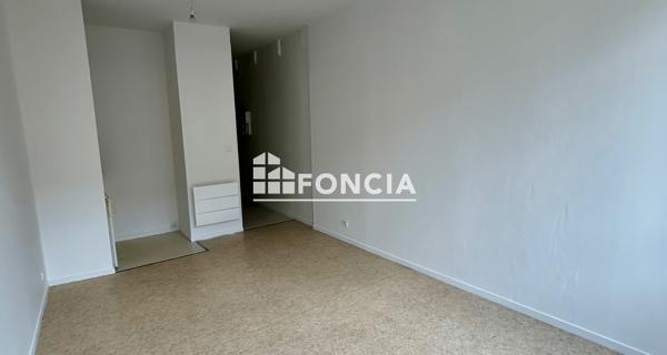 Location Studio 27.07 m² - Limoges 87000