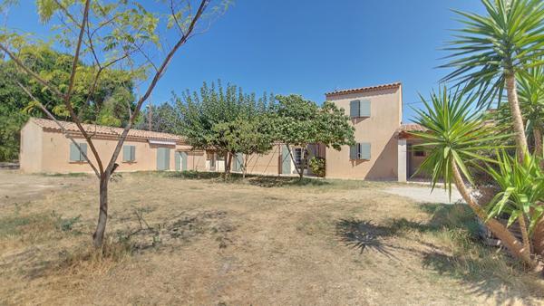 Saint-Martin-de-Crau / Quartier Caphan