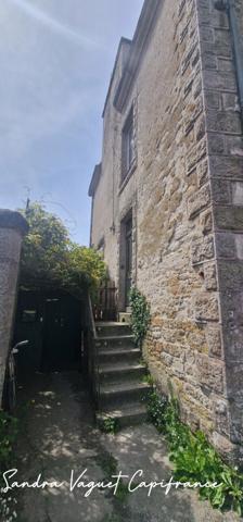 Appartement 3 pièces divisable en 2 studios Hyper centre PONTIVY (56) 2eme étage