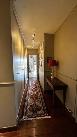 Appartement
                                                                                                                                                                                                                                                                                                                        5 pièce(s)                                                                                                                                                                                                          3 chambre(s)                                                                                                                                                                                                          121  m²