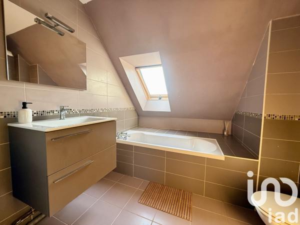 Maison à vendre 5 pièces 105 m² Moreuil