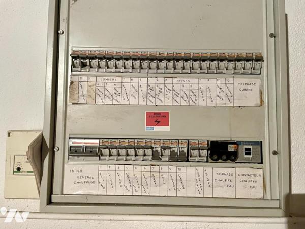 À VENDRE – MAISON DE QUALITE AVEC VUE DEGAGEE - SAINT CHELY D'APCHER 