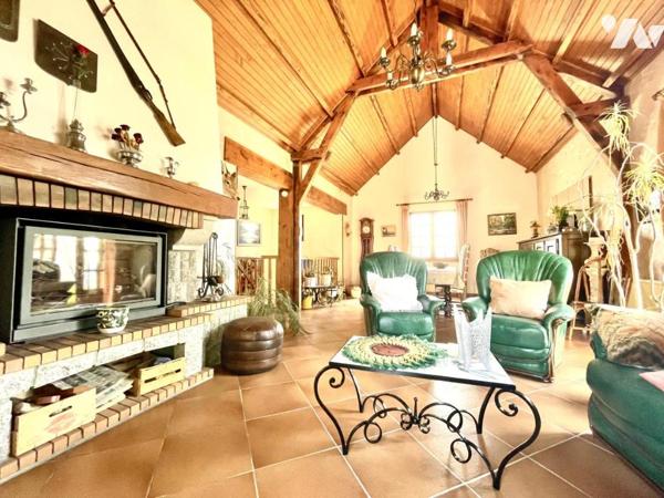 À VENDRE – MAISON DE QUALITE AVEC VUE DEGAGEE - SAINT CHELY D'APCHER 