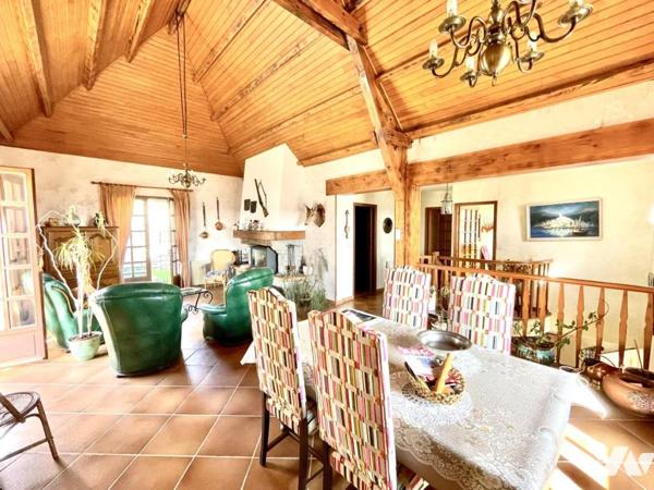 À VENDRE – MAISON DE QUALITE AVEC VUE DEGAGEE - SAINT CHELY D'APCHER 